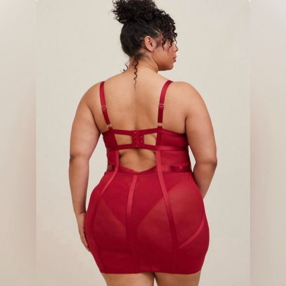 Torrid - Cut Out Strappy Chemise - Picture 2 of 10